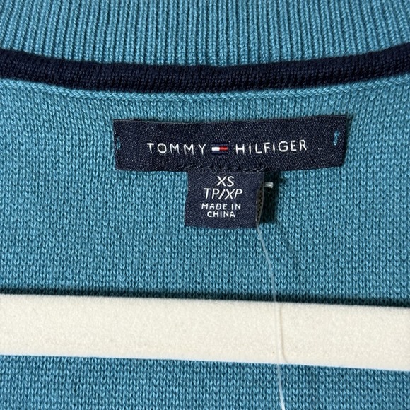 Tommy Hilfiger Womens XS V-Neck Ombre Gradient Stripe Sweater Teal Blue Navy NWT - Picture 3 of 6